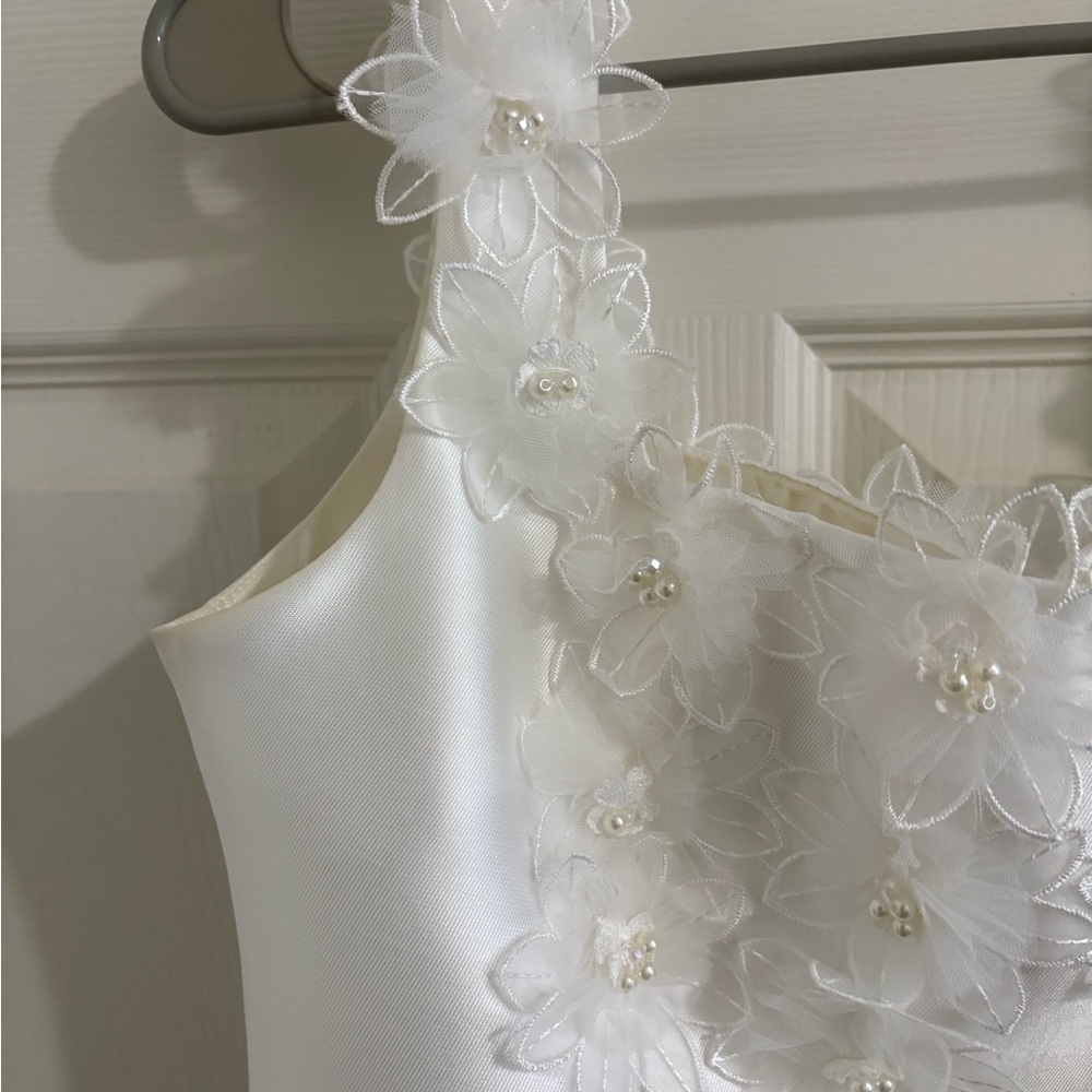 Elliatt Elder Dress White Mini - Picture 11 of 15
